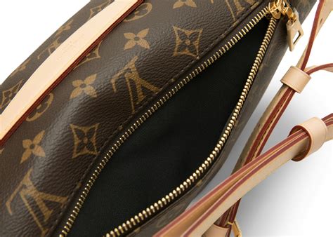 louis vuitton bumbag brown
